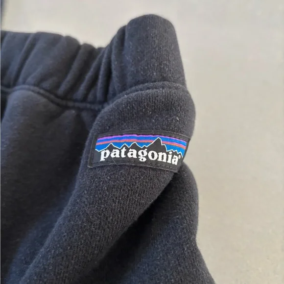 Patagonia Black sweatpants with Striped Detail - Picture 5 of 5